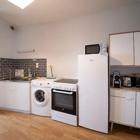 Grand Studio ✰ 35M² ✰ Centre ✰ 4Pers/2Lits ✰ Cuisine ✰ Wifi Candé 外观 照片